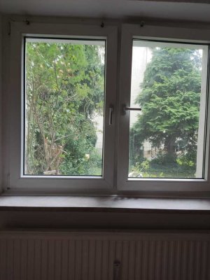 Gerne Studentin -      2-Zimmer, Diele, Bad in Rheydt-Mitte