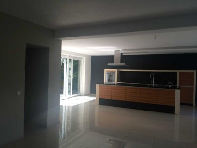 exklusives EG Apartment in Neureut möbliert