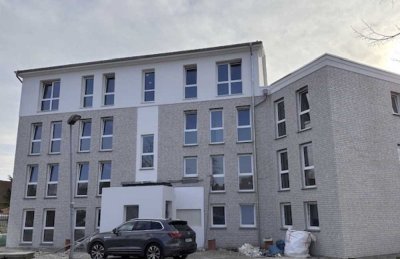Erstbezug - Hochwertige 3-Zi-Whg. im Dachgeschoss/Penthouse mit Dachterrasse