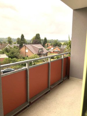 *Im schönen Lensahn mit Balkon*