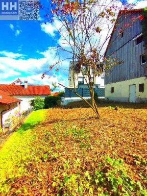 Handwerker: Grundstück mit Haus Scheune
