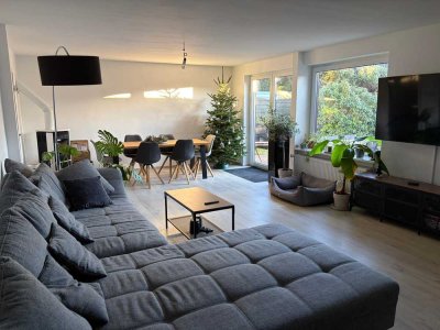 Sanierte Erdgeschosswohnung mit 4 Zimmern und großer Süd-Terrasse