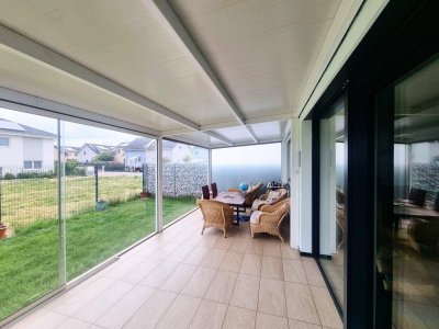 Ruhiges &amp; attraktives Familienwohnen nahe Wien - mit Garten, Wintergarten, Terrasse &amp; 2 Stellplätzen