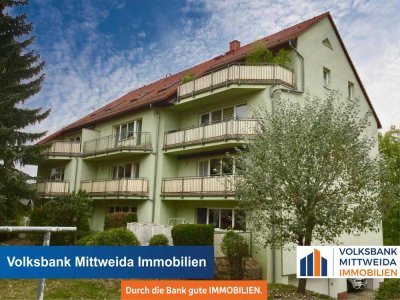 Helle 2-Raum-Wohnung mit Terrasse und Stellplatz! Einbauküche möglich!