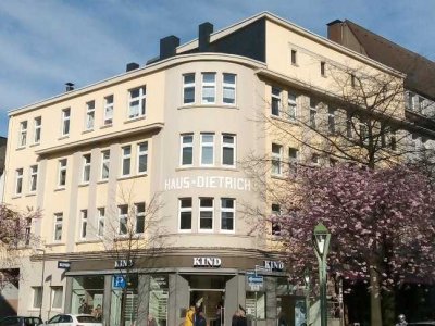 Traum -Wohnung in bester Lage von Rüttenscheid, komplett saniert