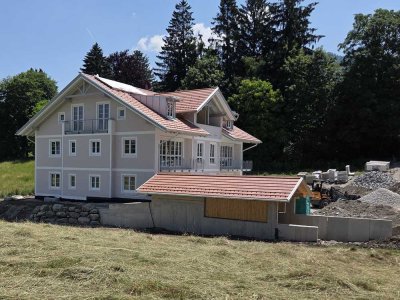 NEUBAU-Hochwertige 2-Zimmer-Dachgeschosswohnung Bad Heilbrunn