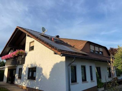 Renovierte Wohnung mit 3,5 Zimmern und 2 Balkonen in Marburg-Michelbach inkl. PKW-Stellplatz