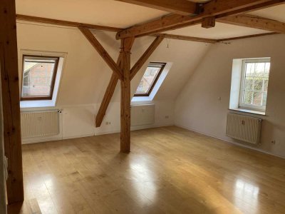 Lichtdurchflutete Maisonette Single - Wohnung