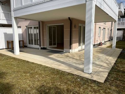 Exklusive 3 Zimmer EG Wohnung zzgl. Hobbyraum, Garten & TG  in München-Waldtrudering