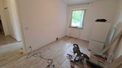 Sanierte 2 Zimmer Wohnung mit Balkon