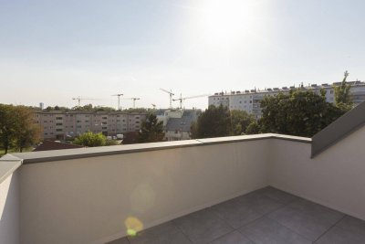 EHK 100 | 4 Zi Dachgeschoss-Hit mit 2 Terrassen und tollem Fern/Grünblick