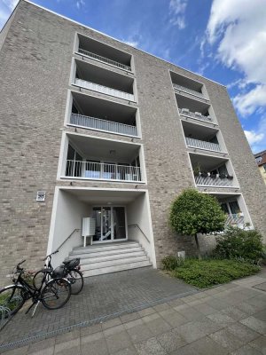 Moderne 2-Zimmer Wohnung mit Balkon und Einbauküche in der Oststadt