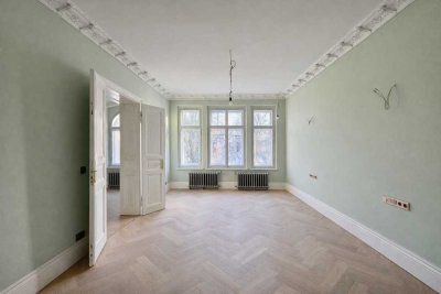 Luxuriös sanierte Wohnung nahe Bahnhof im Erstbezug