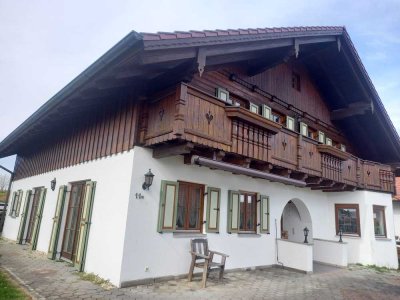 Großzügig leben in ländlicher Region:  Haus sucht nette Familie oder 2 Generationen