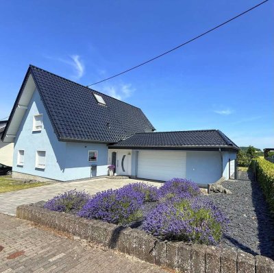 Freistehendes Einfamilienhaus mit Doppelgarage in wunderschöner ruhiger Lage in Wehr