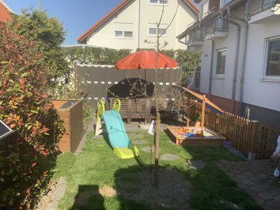 Tolle Wohnung in ruhiger Spielstraße mit eigenem Garten!
