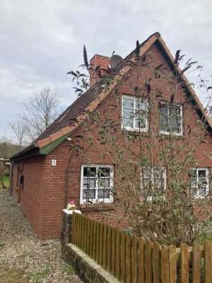 Individuelles, gemütliches und modernisiertes Einfamilienhaus - ideal für die kleine Familie