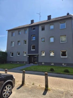 Helle 3-Zimmer Wohnung mit Balkon im 2. OG in Bochum Hiltrop