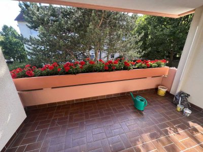 +++ SCHÖNE 4-ZIMMERWOHNUNG IN KELKHEIM MITTE - MIT ZWEI BALKONE +++