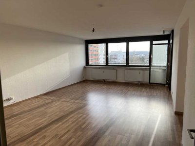Traumwohnung mit Rheinblick im 7. OG, 4 Zimmer, 123 qm