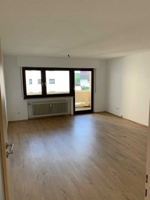 Helle 3-Zimmer-Wohnung mit Balkon & Tiefgarage in Korb-Kleinheppach