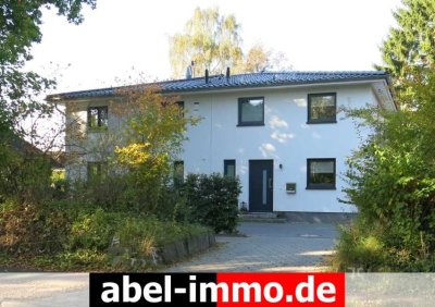 Bramfeld: Neubau-Stadthaushälfte in ruhiger Lage