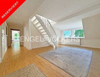 Attraktive 4 Zimmer-Maisonettewohnung                        mit Dachterrasse und 2 Pkw-Stellplätzen