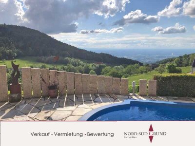 Denkmalgeschütztes Anwesen mit Gästehaus, Pool, Sauna und herrlichem Panoramablick über das Rheintal