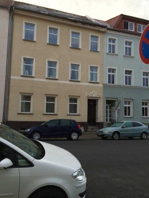 Schöne 3-Raum Wohnung im EG, zentrumsnah in ruhigem MFH