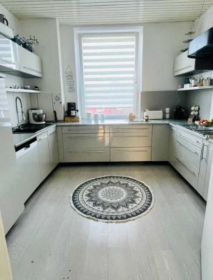 Charmantes Mehrfamilienhaus mit vielfältigen Nutzungsmöglichkeiten