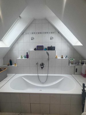 ***Über den Dächern von Daxlanden*** Schöne & helle 4 ZKB mit Galerie und zwei Balkonen zu verkaufen
