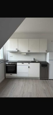 Neu entstandene Maisonette-Wohnung nach Aufstockung Nähe Neumarkt