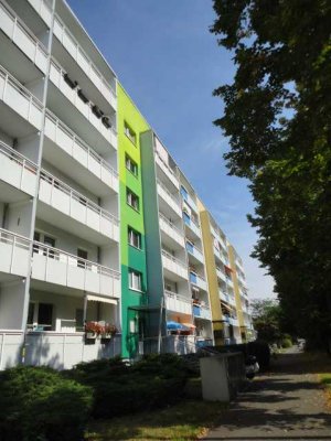solide 3-Zimmer-Wohnung mit Balkon