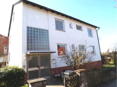 Attraktives Zweifamilienhaus mit großzügigem Grundstück &amp; viel Potenzial in Pforzheim