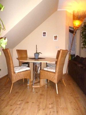 Schöne 3-Zi-Dachgeschosswohnung in ruhiger Lage - Kapitalanlage