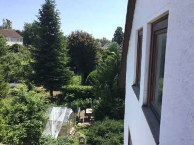 Ansprechende und gepflegte 4-Raum-DG-Wohnung mit Balkon in Hildesheim