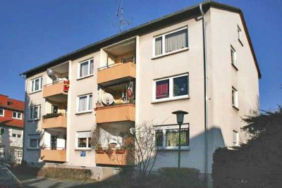 Schöne 3-Zimmer Erdgeschosswohnung mit neuen Bodenbelägen und Balkon zu vermieten