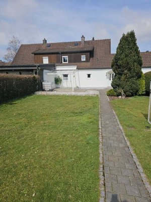 +++Doppelhaushälfte in zentraler Lage+++