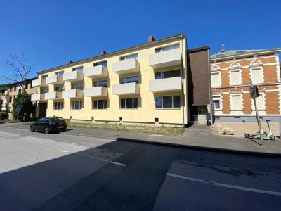 Sehr schönes, Appartement im 1.Obergeschoss mit Balkon