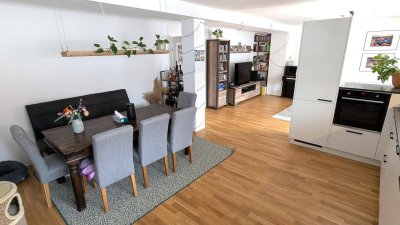 Stylische moderne Wohnung mit Kinderzimmer und zwei Parkplätzen