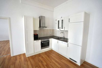 Wohnen, wo anderen Urlaub machen - Schöne Zweizimmerwohnung, Duschbad, Einbauküche