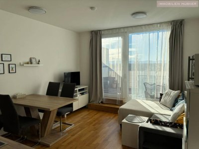 10m² große TERRASSE!!! Top-moderne DG-Wohnung nahe Akademiepark