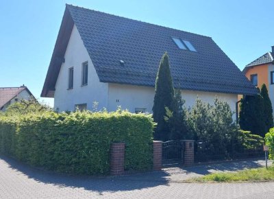 Preiswertes, gepflegtes 5-Zimmer-Einfamilienhaus mit gehobener Innenausstattung in Torgau