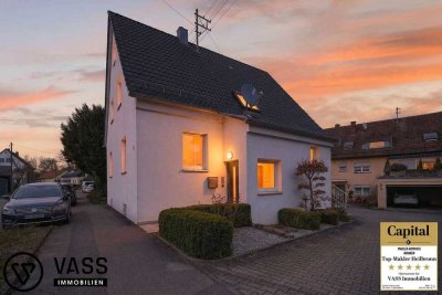 Ihr neues Zuhause: Stilvoll modernisiertes Einfamilienhaus mit Doppelgarage in Heilbronn