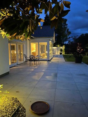 Repräsentatives Villen-Landhaus auf parkähnlichen Grundstück in Aussichtswohnlage