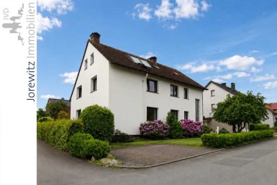 Bielefeld-Ubbedissen: Sonnige 3 Zimmer-Dachgeschosswohnung mit Einbauküche