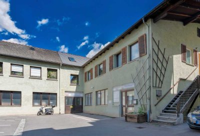 WOHN- UND GESCHÄFTSHAUS IN RUHIGER INNENHOFLAGE - VIELSEITIGES INVESTMENT MITTEN IN NEU-ULM