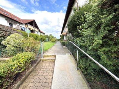 **Wohn(t)raum auf zwei Etagen mit Balkon und Stil**
