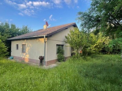 1220 Wien, kleines und ausbaufähiges Haus wartet auf Dich!