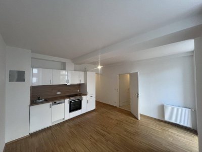 WOW: Traumwohnung mit Terrasse! Top-3-Zimmer-Wohnung in perfektem Altbauhaus! Best-Lage in 1170 Wien!